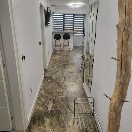 Apartament Bloc Nou - Self Check In - Free Parking Craiova Exterior foto